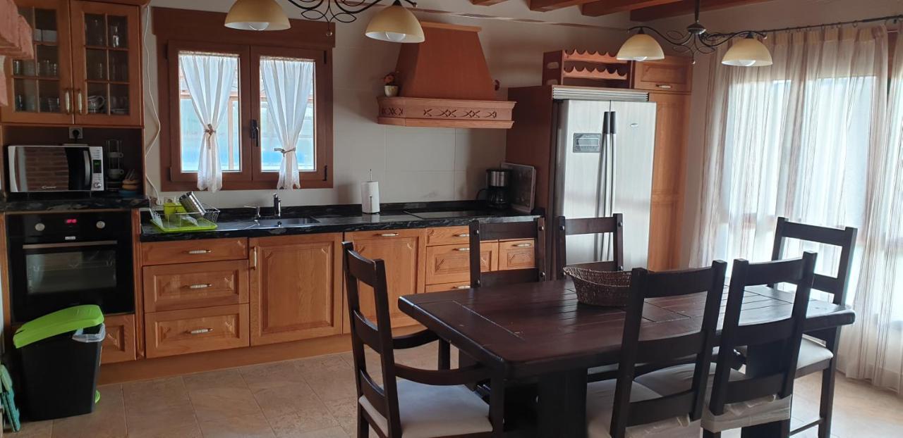 Casa Rural El Pilon Torre Val De San Pedro Εξωτερικό φωτογραφία